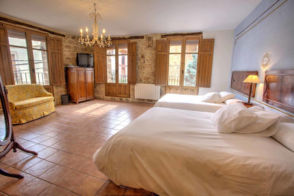El Trebol De Mora Hotell Mora de Rubielos Eksteriør bilde